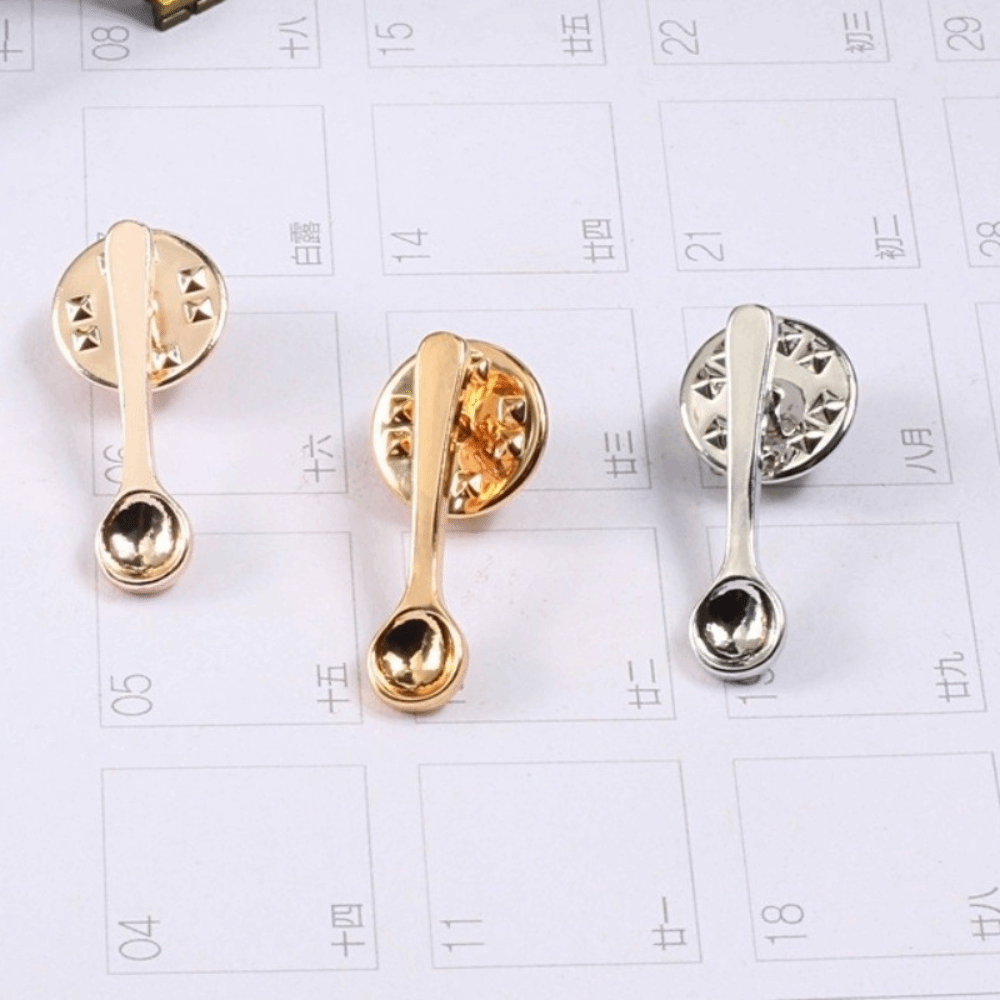 Novo Broche de Colher com Desi - Vintage Collectible Pins avaliação e preço