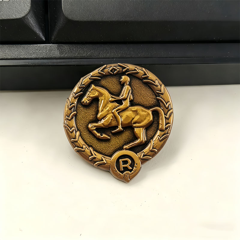 Distintivo Alemão de Cavaleiro - Vintage Collectible Pins avaliação e preço
