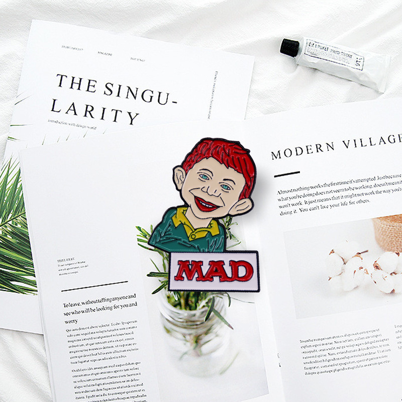 Revista mad alfred e. Emblema  - Vintage Collectible Pins avaliação e preço