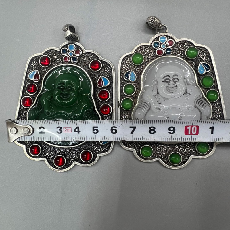 Amuleto vintage de Buda em jad - Vintage Collectible Market avaliação e preço