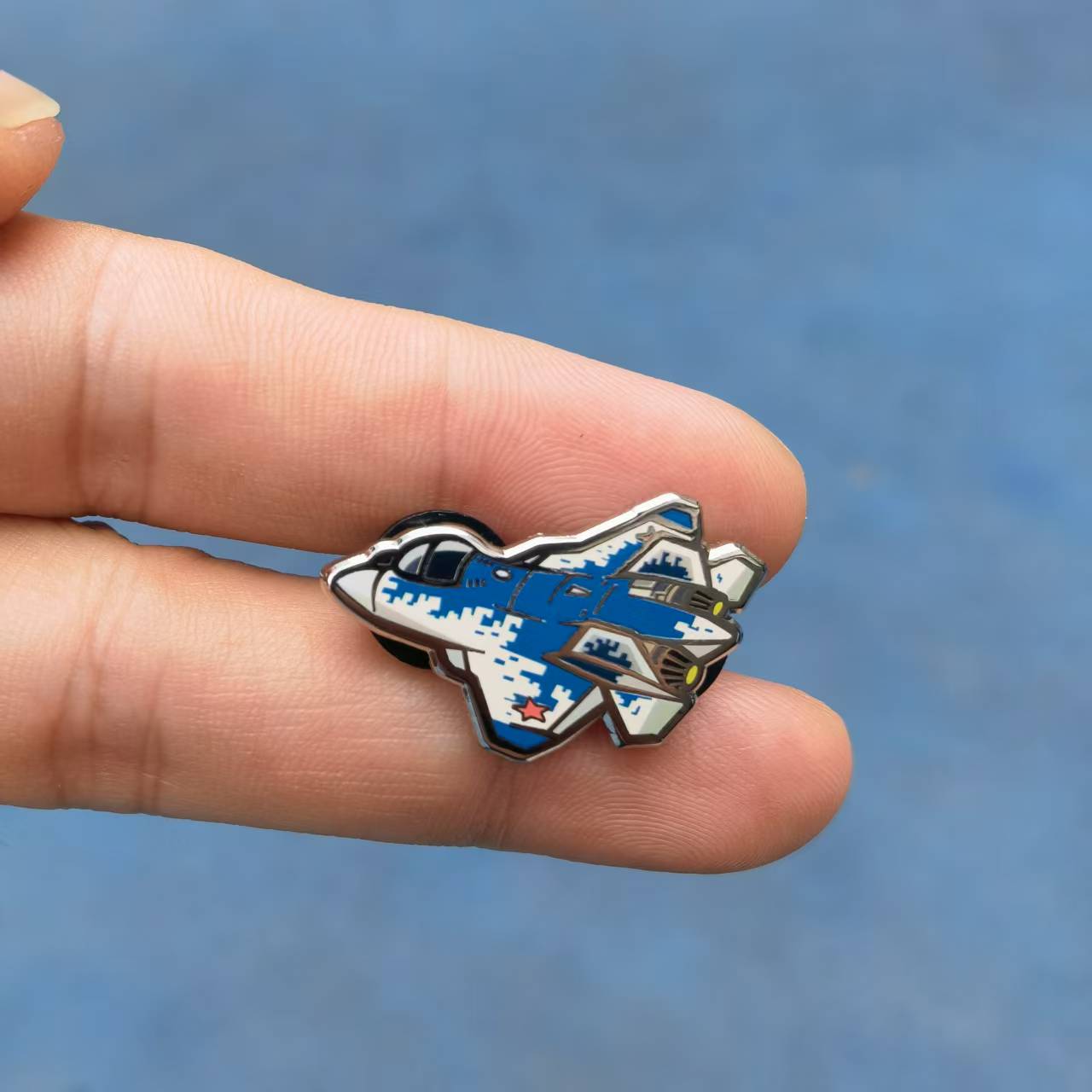 Distintivo de avião Chibi orig - Vintage Collectible Pins avaliação e preço