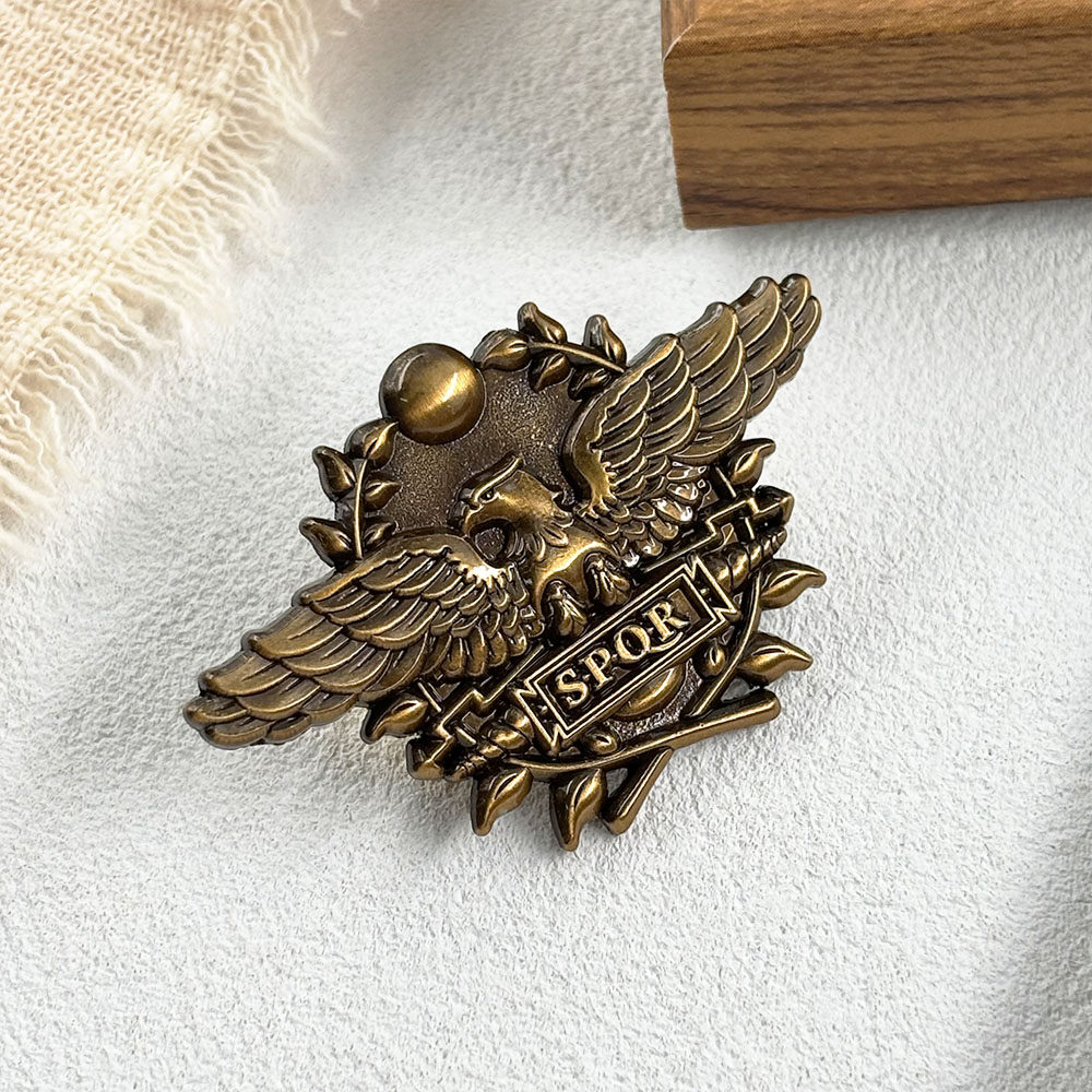 Broche de Legião do Antigo Imp - Vintage Collectible Clothing avaliação e preço
